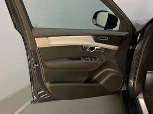 Volvo XC90 2.0 T8 Black Edition Ultra 7P.  AWD