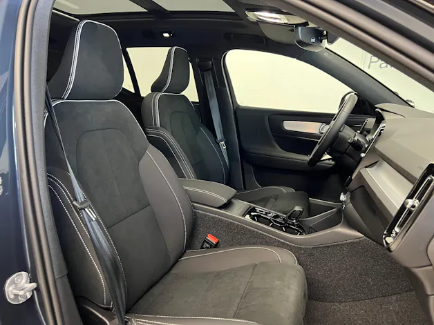 Volvo XC40 2.0 B4 MH Black Edition