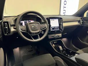 Volvo XC40 2.0 B4 MH Black Edition