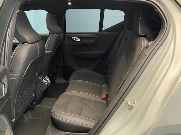 Volvo XC40 2.0 B4 MH Black Edition