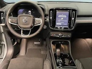 Volvo XC40 2.0 B4 MH Black Edition