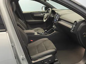 Volvo XC40 2.0 B4 MH Black Edition