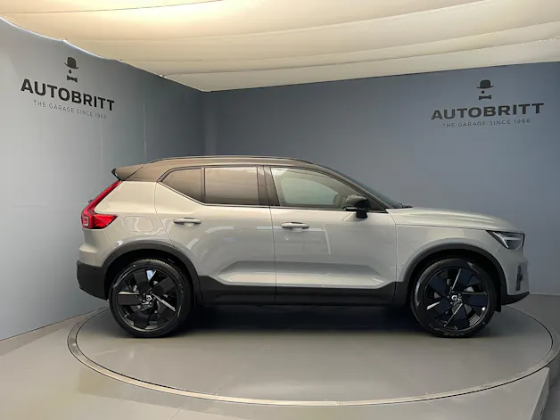 Volvo XC40 2.0 B4 MH Black Edition