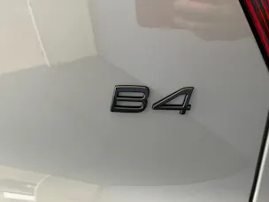 Volvo XC40 2.0 B4 MH Black Edition