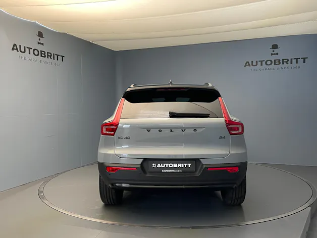 Volvo XC40 2.0 B4 MH Black Edition