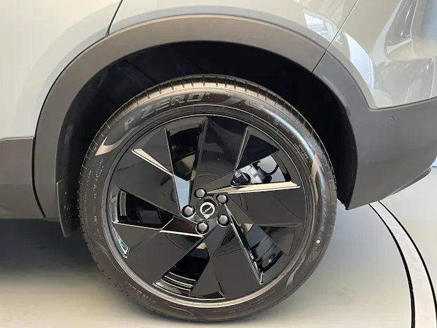 Volvo XC40 2.0 B4 MH Black Edition