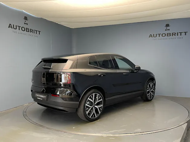 Volvo EX30 E60 Plus Swiss Black Edition
