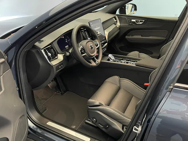 Volvo XC60 2.0 T6 TE Black Edition eAWD