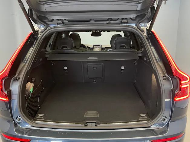 Volvo XC60 2.0 T6 TE Black Edition eAWD