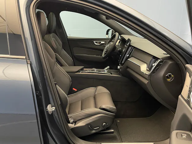 Volvo XC60 2.0 T6 TE Black Edition eAWD