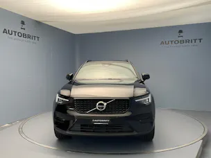 VOLVO XC40 2.0 B3 MH Plus Dark