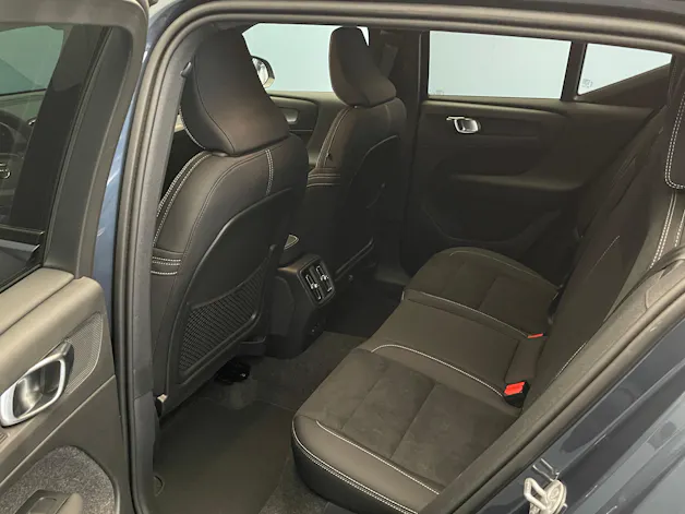 Volvo EX40 Twin Black Edition AWD