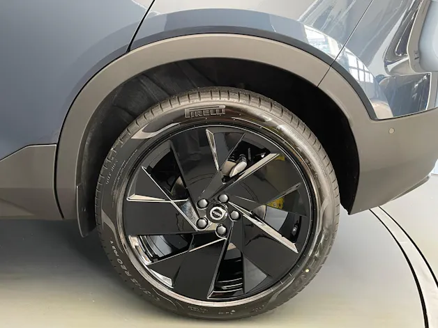 Volvo XC40 2.0 B4 MH Black Edition