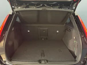 VOLVO XC40 2.0 B4 MH Black Edition