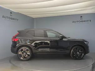 VOLVO XC40 2.0 B4 MH Black Edition