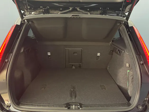 Volvo XC40 2.0 B4 MH Black Edition