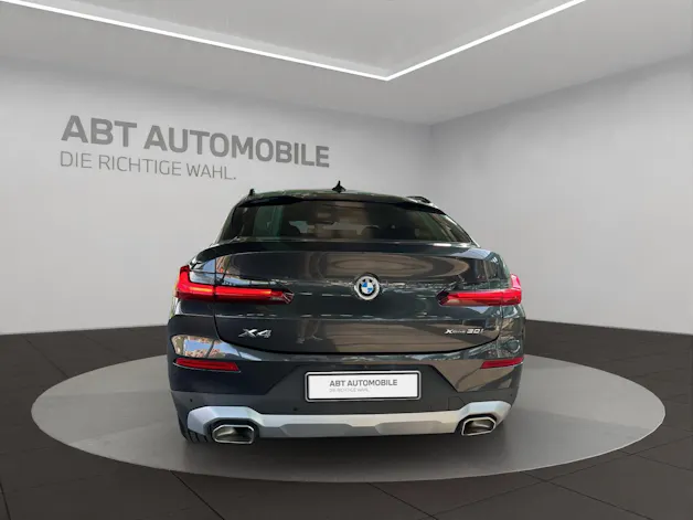 BMW X4 30i xDrive SAG