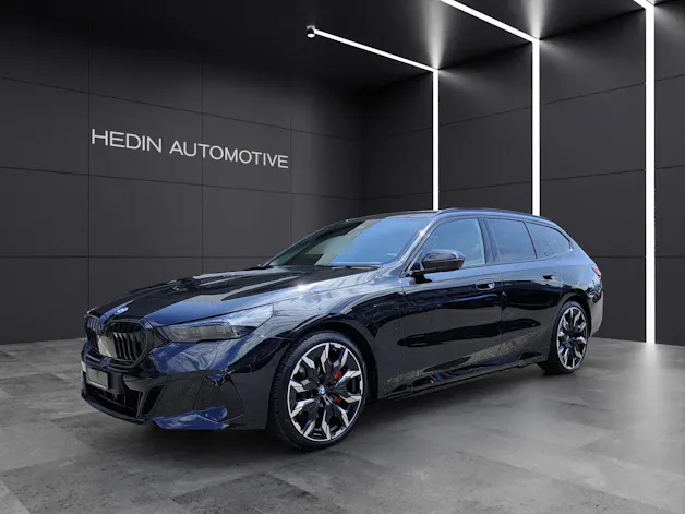 BMW 550e xDrive Touring