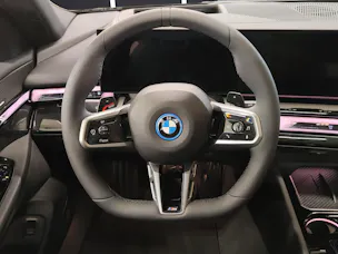 BMW 550e xDrive Touring