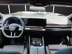 BMW 550e xDrive Touring