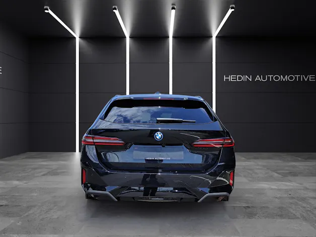 BMW 550e xDrive Touring