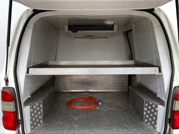 Toyota HIACE Kombi LWB 2.5 D-4D 3 P. CS