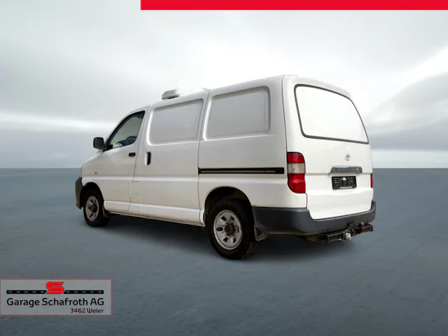 Toyota HIACE Kombi LWB 2.5 D-4D 3 P. CS