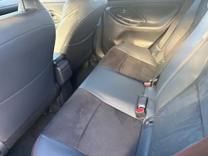 https://vehicle.imgix.net/4353439/020a7f53-1142-4581-b7da-5ad24d4ee8a7.jpg