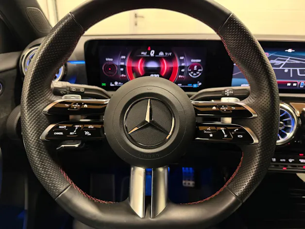 Mercedes-Benz A 180 AMG Line