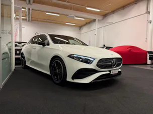 Mercedes-Benz A 180 AMG Line
