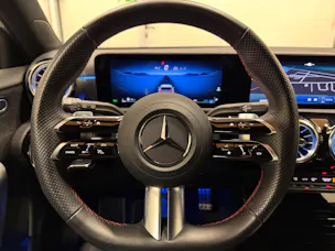 Mercedes-Benz A 180 AMG Line