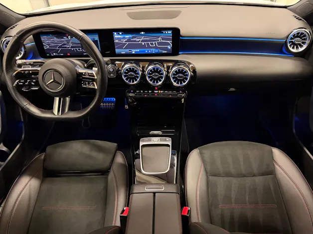 Mercedes-Benz A 180 AMG Line