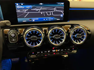 Mercedes-Benz A 180 AMG Line