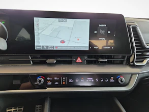 https://vehicle.imgix.net/4353466/730f9bb0-bc6b-4f92-807a-35f47b182e88.jpg
