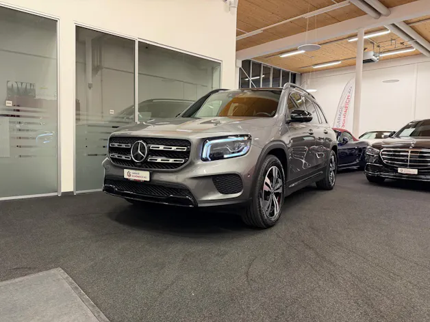 Mercedes-Benz GLB 220 d Progressive 4matic