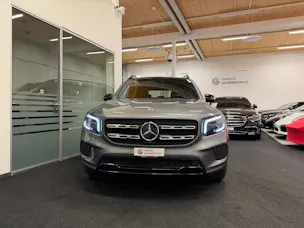 Mercedes-Benz GLB 220 d Progressive 4matic