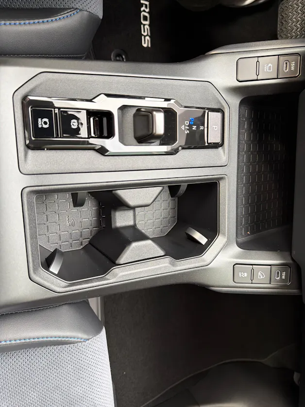 Suzuki New Across 2.5 PHEV Compact Top 4x4