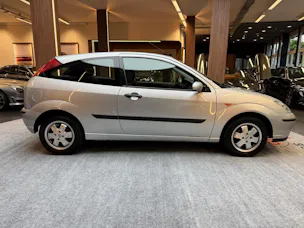 Ford Focus 1.6i 16V Ambiente