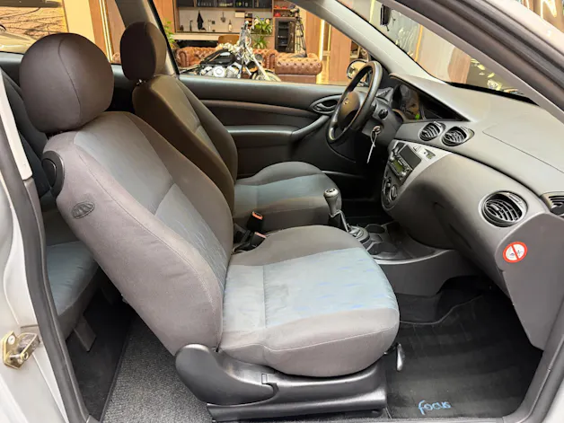 Ford Focus 1.6i 16V Ambiente