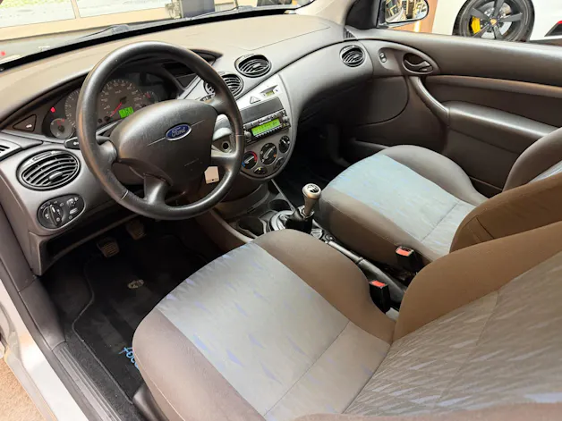 Ford Focus 1.6i 16V Ambiente