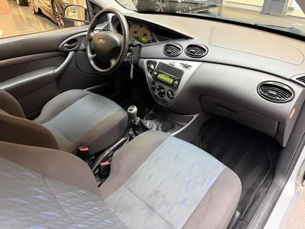 Ford Focus 1.6i 16V Ambiente