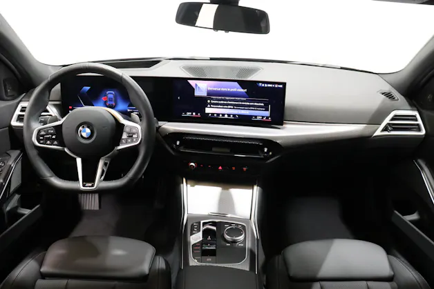 BMW 330i xDrive SAG Touring