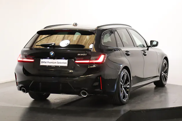 BMW 330i xDrive SAG Touring
