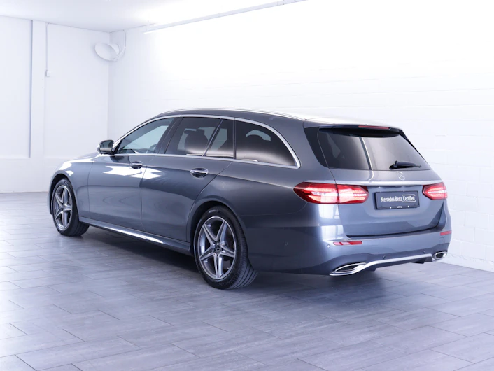 Fahrzeugbild MERCEDES-BENZ E 450