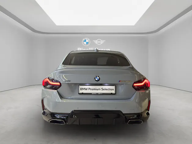 BMW M240i xDrive Coupé