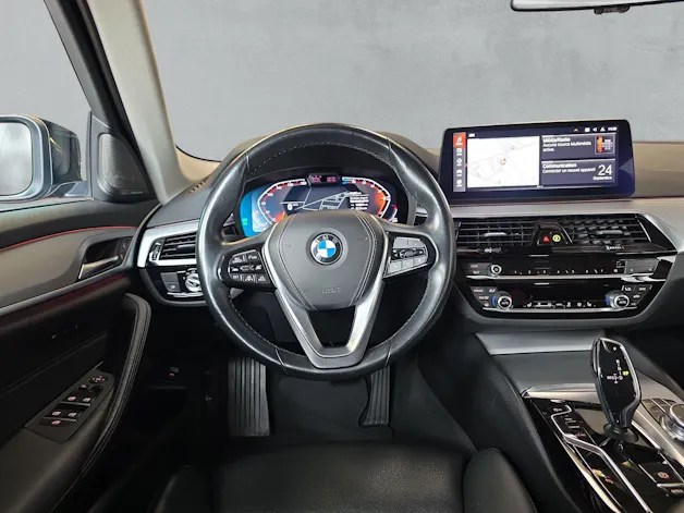 BMW 520d xDrive Touring G31 (CH) 📍