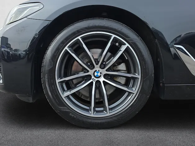 BMW 520d xDrive Touring G31 (CH) 📍