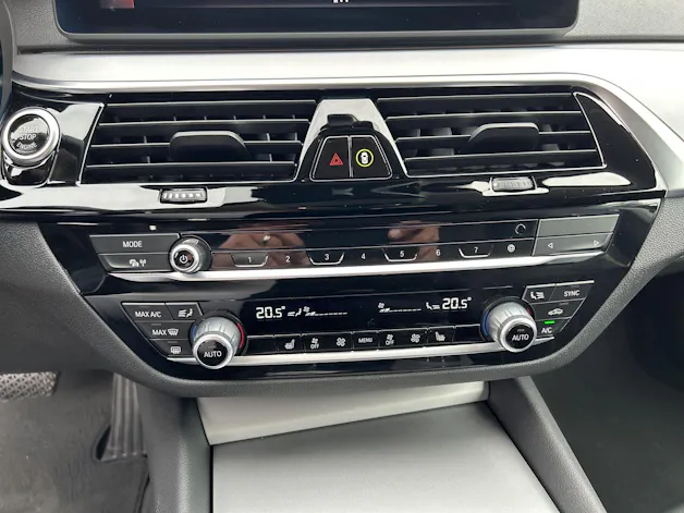 BMW 520d xDrive Touring G31 (CH) 📍