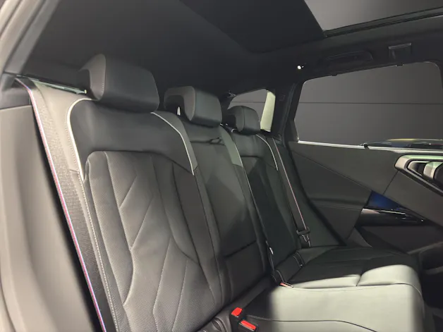 BMW X3 M50i