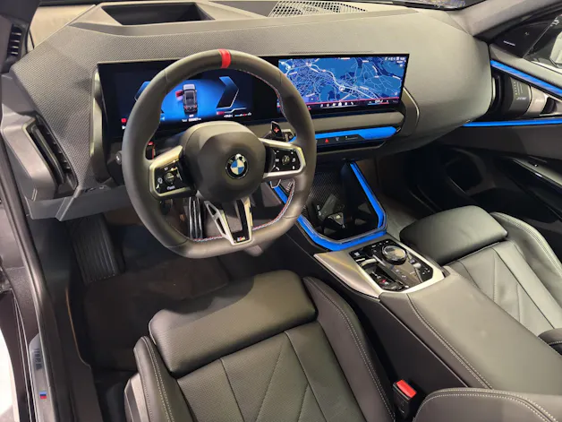 BMW X3 M50i